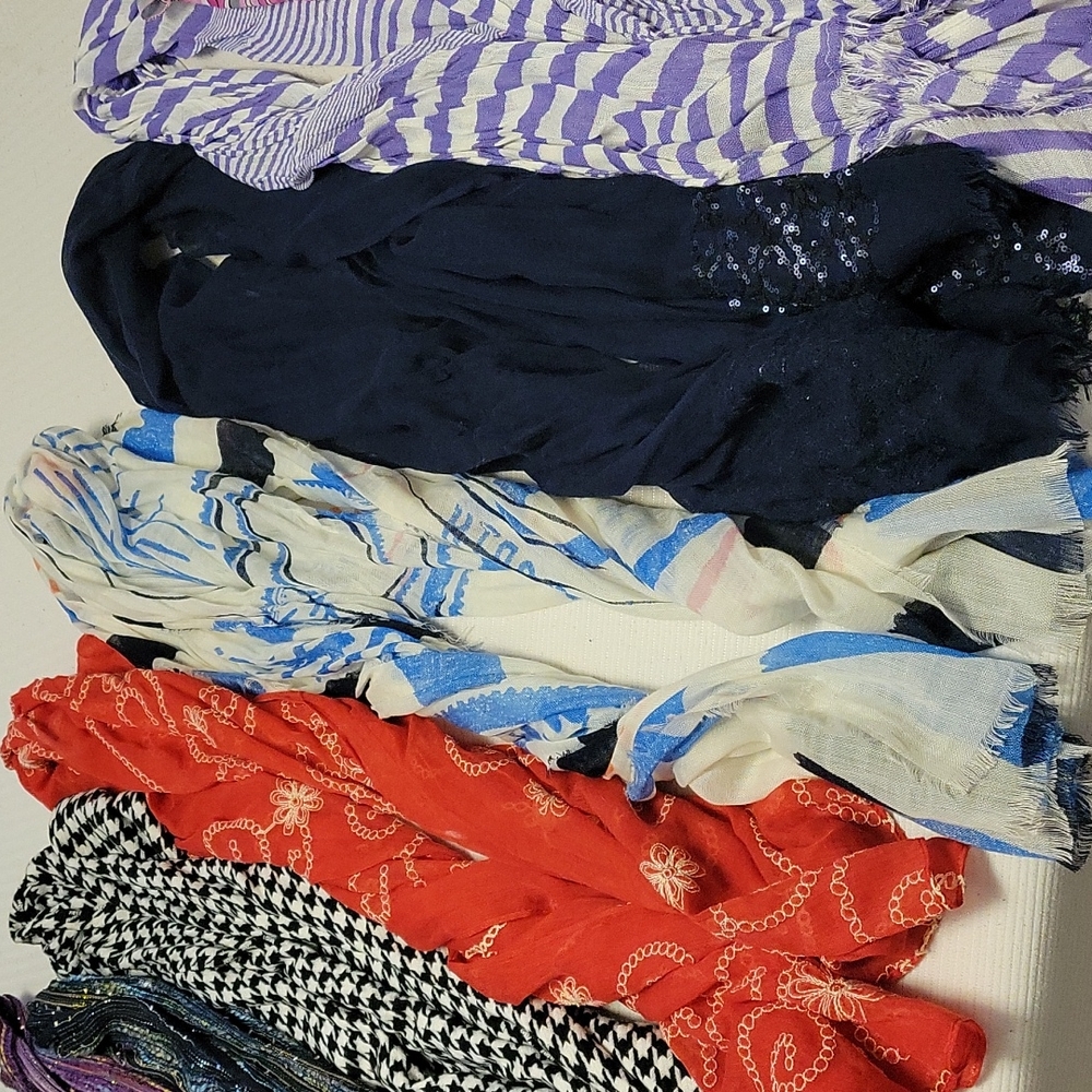 Scarves - Picture 3 of 5